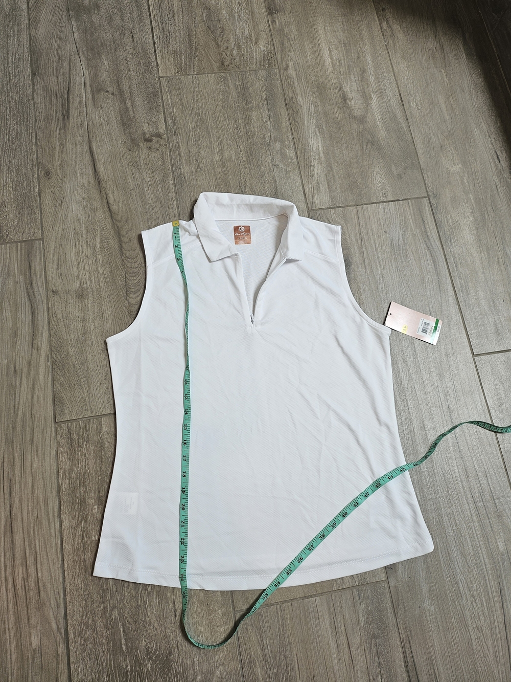 NWT Women’s White Sleeveless Golf Polo
